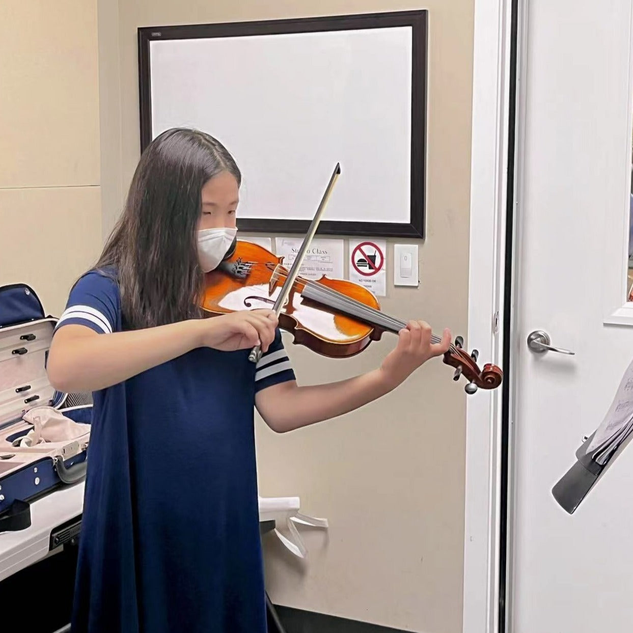 60 Minutes Violin Lesson teacher